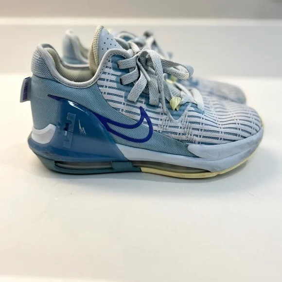 Nike Kids' Grade School LeBron Witness 6 Basketball Shoes Size 3.5Y - Picture 2 of 10